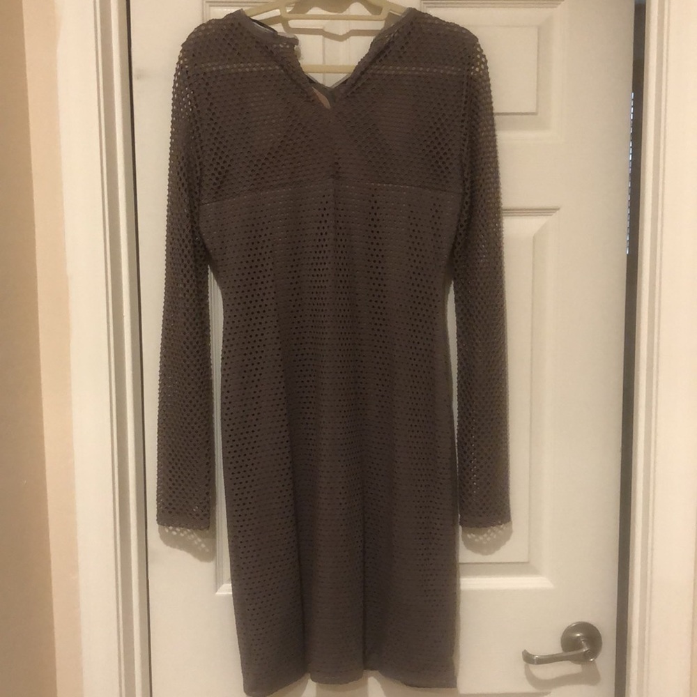 Too Small For Me - image 3